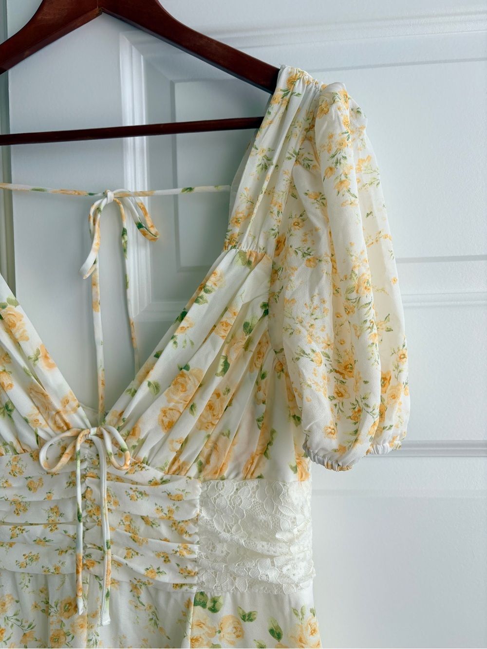 Altar'd State XL White and Yellow Floral Lace-Tier Dress mini ruffles - Picture 3 of 9